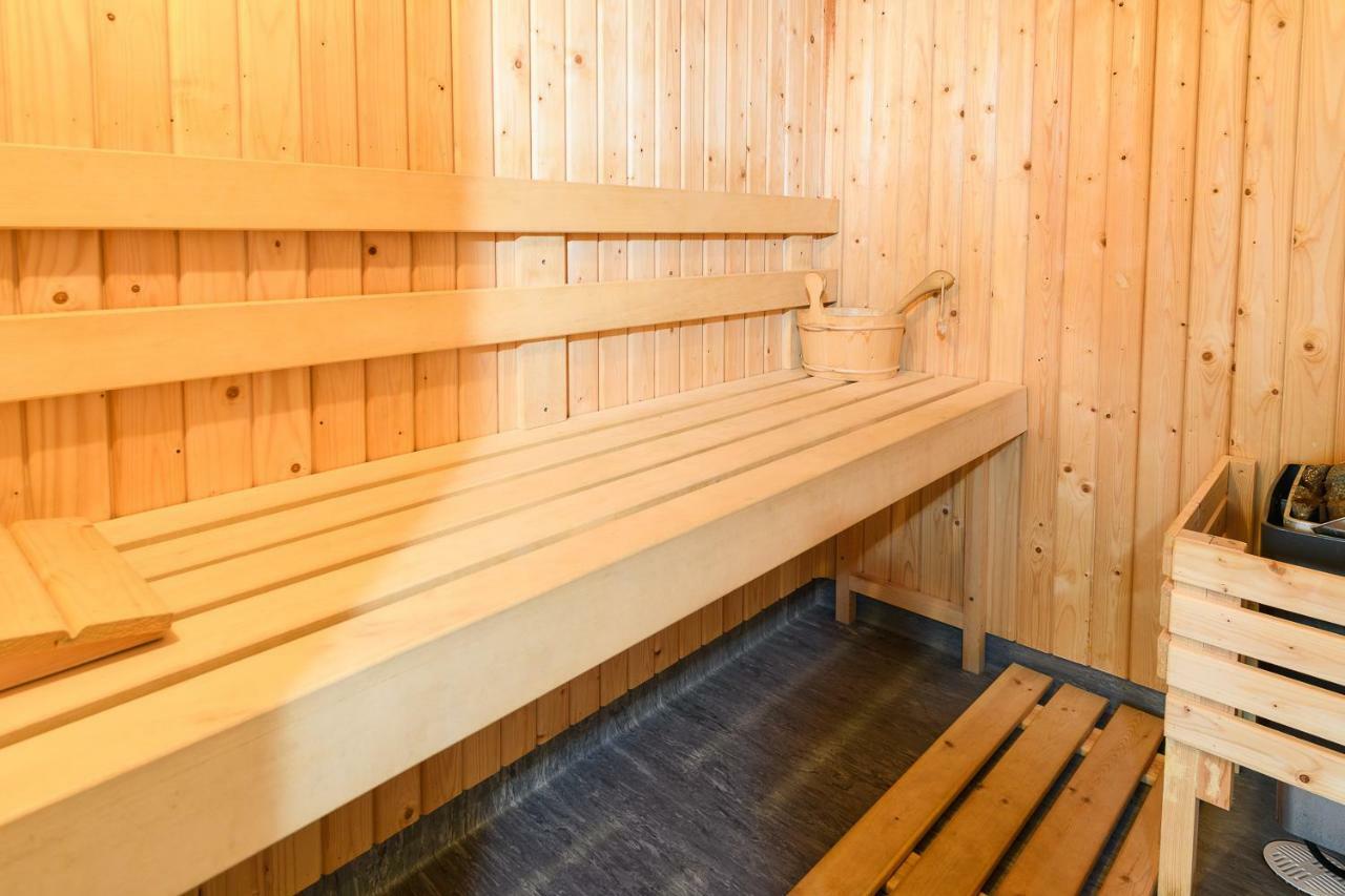 Woodlands Hotel & Pine Lodges Grange-over-Sands Eksteriør bilde